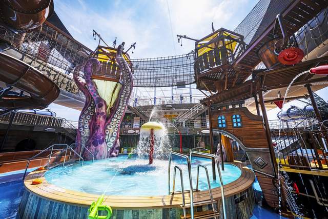 MSC Cruises MSC Seashore Pirates Cove Aquapark 2.jpg